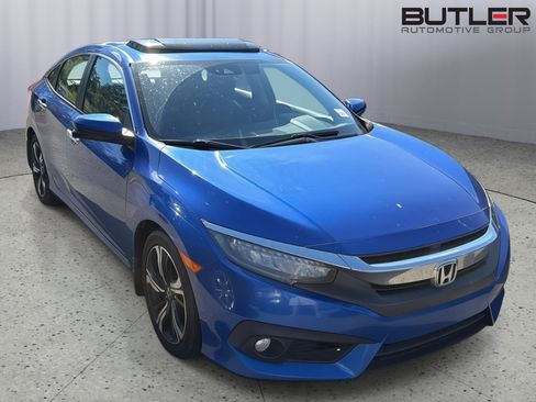 Used 2016 Honda Civic Touring image 5