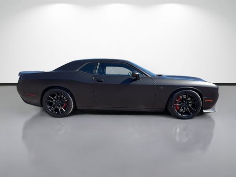 Used 2023 Dodge Challenger SRT Hellcat image 2