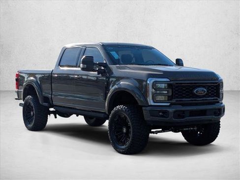New 2026 Ford F250 Lariat w/ Black Appearance Package AWD/4WD image 6