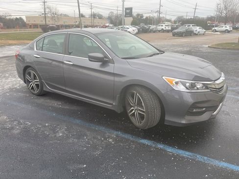 Used 2017 Honda Accord Sport Special Edition image 2