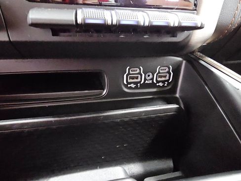 Used 2022 RAM 1500 Limited w/ Body Color Bumper Group image 21