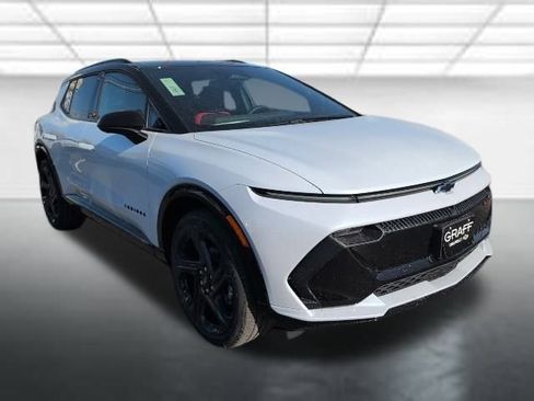 New 2026 Chevrolet Equinox EV RS image 1