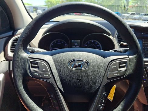 Used 2019 Hyundai Santa Fe XL SE FWD image 20
