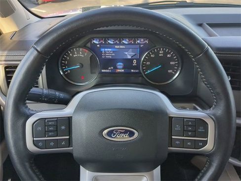 Used 2024 Ford Expedition Max XLT image 34
