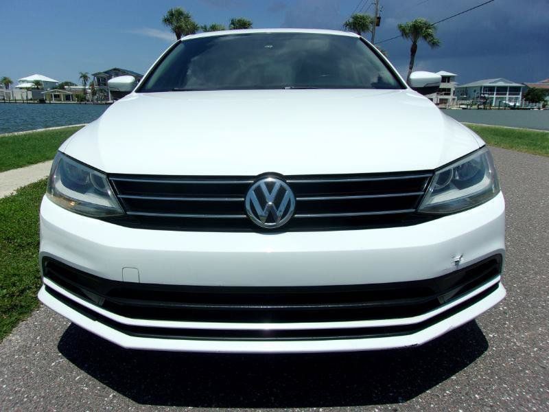 Used 2015 Volkswagen Jetta SE FWD image 5