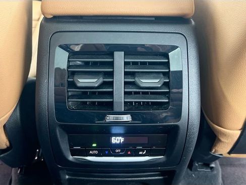 Used 2024 BMW X3 xDrive30i w/ Premium Package image 29