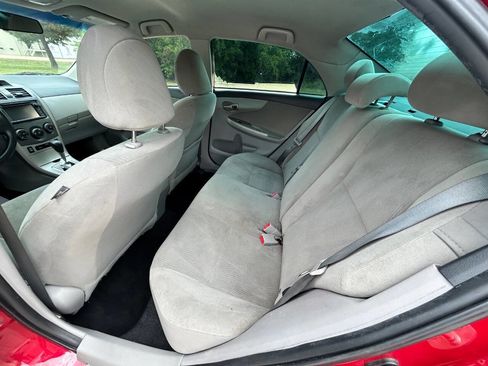 Used 2013 Toyota Corolla LE Special Edition image 13