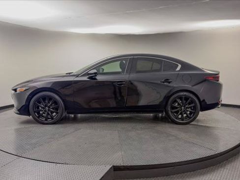 Used 2024 MAZDA MAZDA3 s FWD image 3