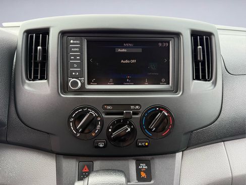 Used 2021 Nissan NV200 SV w/ Sliding Door Glass Package FWD image 23