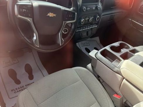 Used 2019 Chevrolet Silverado 1500 LT w/ All-Star Edition AWD/4WD image 13