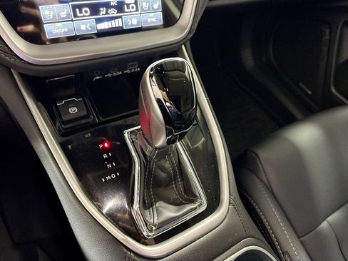 Certified 2025 Subaru Outback Touring XT AWD/4WD image 19