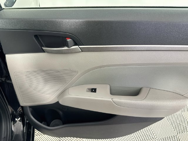 Used 2018 Hyundai Elantra SEL FWD image 24