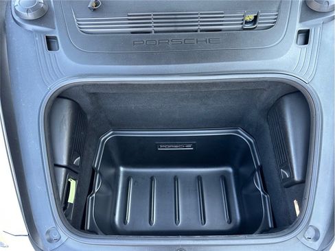 Used 2017 Porsche 718 Cayman RWD image 46