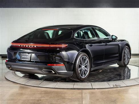 Certified 2026 Porsche Panamera 4 AWD/4WD image 9