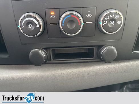 Used 2010 Chevrolet Silverado 2500 W/T image 17