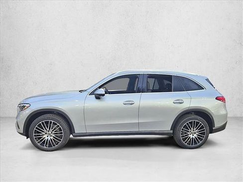 Used 2026 Mercedes-Benz GLC 300 image 5