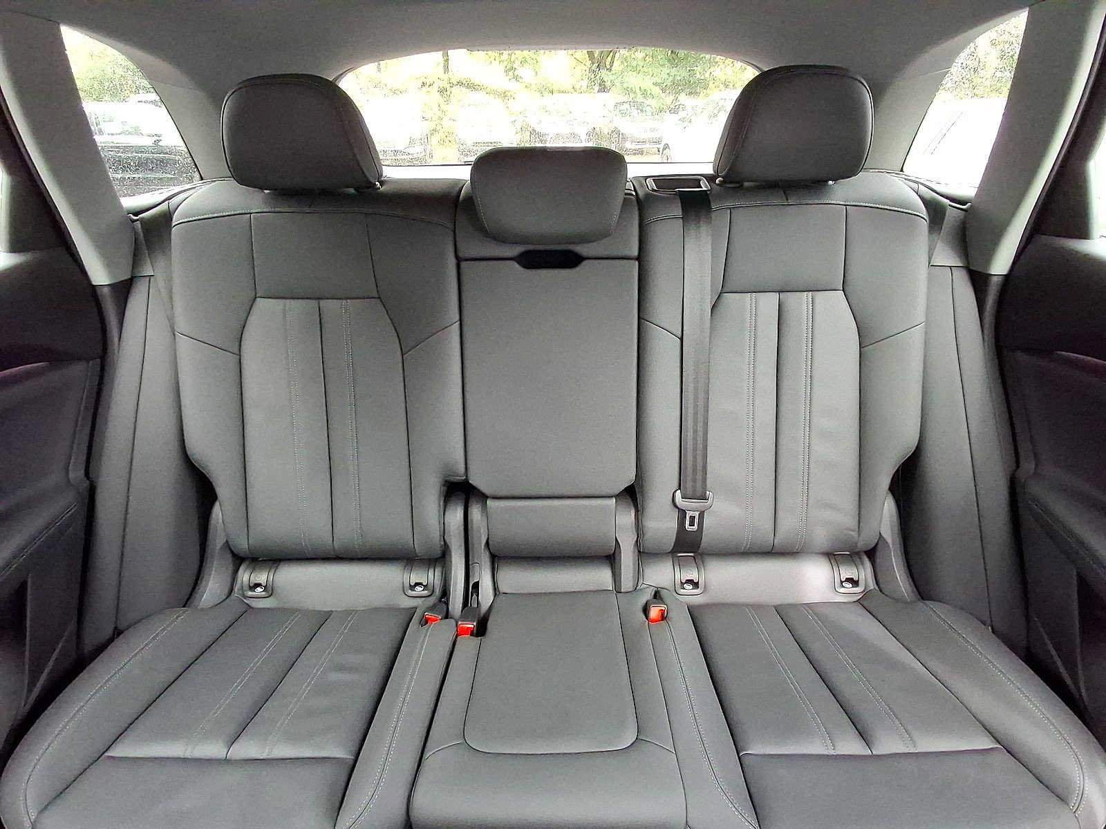 Certified 2025 Audi Q5 Premium w/ Convenience Package AWD/4WD image 13