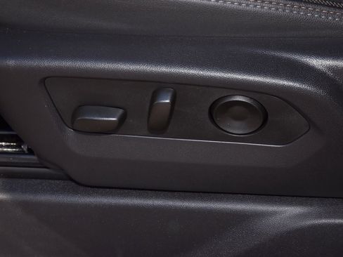 Used 2025 Chevrolet Silverado 1500 High Country w/ High Country Premium Package image 37