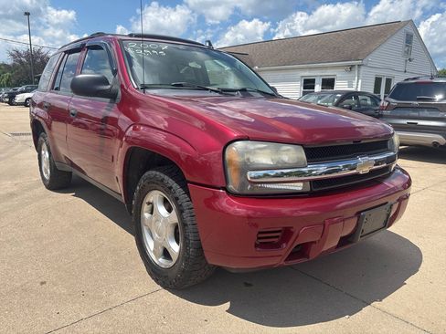 Used 2007 Chevrolet TrailBlazer LS AWD/4WD image 2
