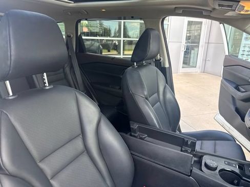 Used 2021 Nissan Rogue SV w/ Premium Package AWD/4WD image 31