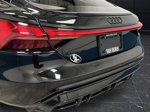 Used 2022 Audi e-tron GT Prestige w/ Prestige Package AWD/4WD image 39
