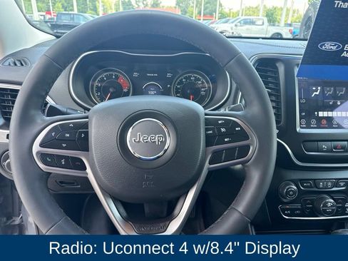 Used 2022 Jeep Cherokee Latitude Lux w/ Sun & Sound Group FWD image 14