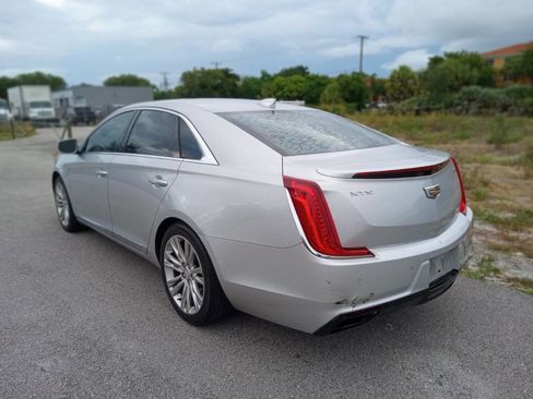 Used 2018 Cadillac XTS Luxury image 8