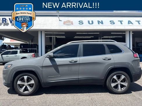 Used 2019 Jeep Cherokee Limited FWD image 1