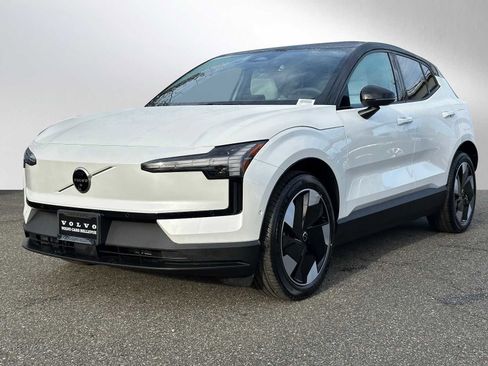 New 2025 Volvo EX30 Ultra w/ Protection Package Premier image 7