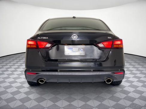 Used 2020 Nissan Altima 2.5 SL FWD image 8