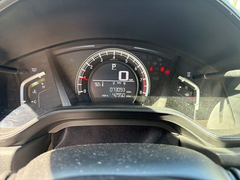 Used 2019 Honda CR-V LX image 12