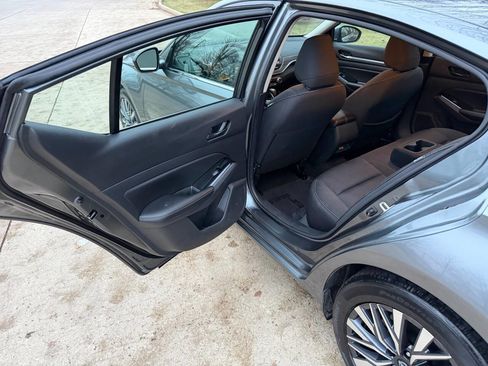 Used 2023 Nissan Altima 2.5 SV image 24