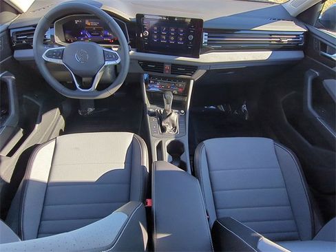 New 2026 Volkswagen Jetta SE image 17