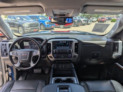 Used 2018 GMC Sierra 1500 SLT AWD/4WD image 21