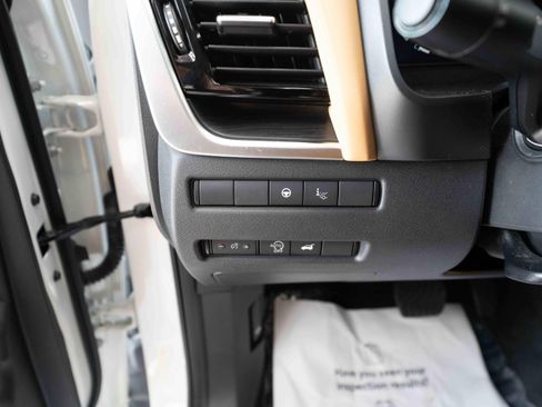 Used 2023 Nissan Rogue Platinum w/ Platinum Premium Package AWD/4WD image 11