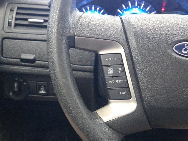 Used 2010 Ford Fusion SE FWD image 24