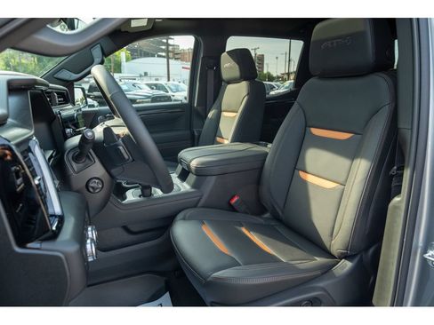New 2026 GMC Sierra 1500 AT4 w/ AT4 Premium Package AWD/4WD image 12