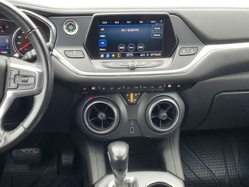 Used 2020 Chevrolet Blazer LT image 26