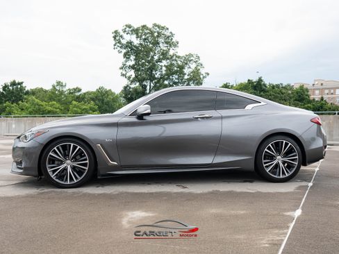 Used 2019 INFINITI Q60 3.0t Luxe w/ Essential Package image 4