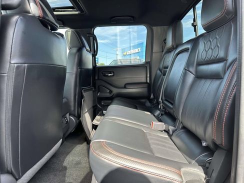 Used 2023 Nissan Frontier PRO-4X w/ Pro-4X Premium Package AWD/4WD image 24