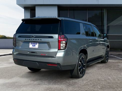 Used 2023 Chevrolet Suburban RST w/ Luxury Package image 6