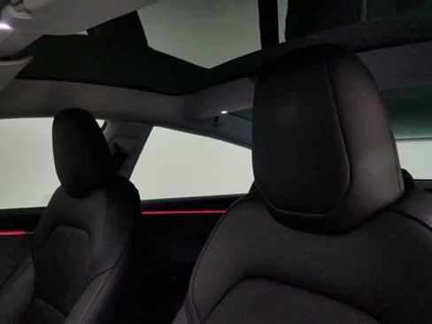 Used 2025 Tesla Model 3 RWD image 46
