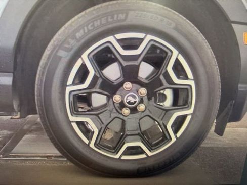 Used 2025 Ford Bronco Sport Outer Banks w/ Outer Banks Tech Package+ image 11