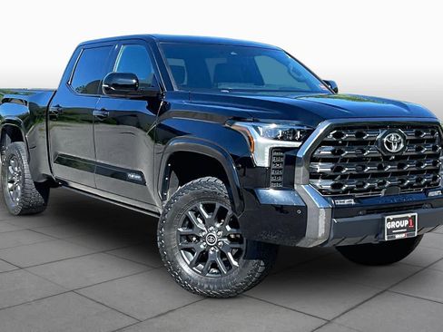 Used 2023 Toyota Tundra Platinum AWD/4WD image 3