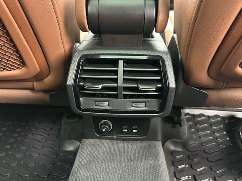 Used 2021 Audi Q3 2.0T Premium w/ Convenience Package image 27