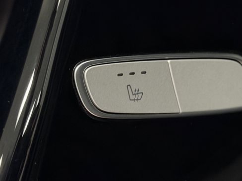 Used 2025 Mercedes-Benz G 580 w/ EQ Technology image 41