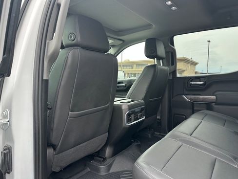 Used 2022 Chevrolet Silverado 1500 LTZ w/ LTZ Premium Package AWD/4WD image 10
