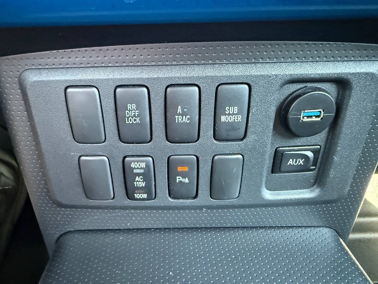 Used 2008 Toyota FJ Cruiser 4WD image 38