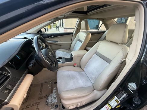 Used 2012 Toyota Camry XLE image 41