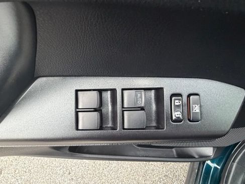 Used 2018 Toyota RAV4 XLE w/ Plus Extra Value Package AWD/4WD image 32
